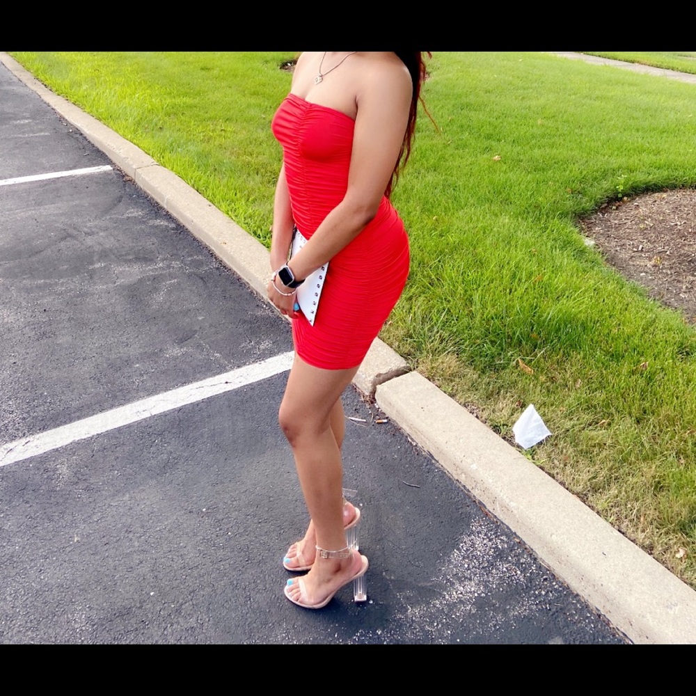 Clothes - Picture 2 of 2